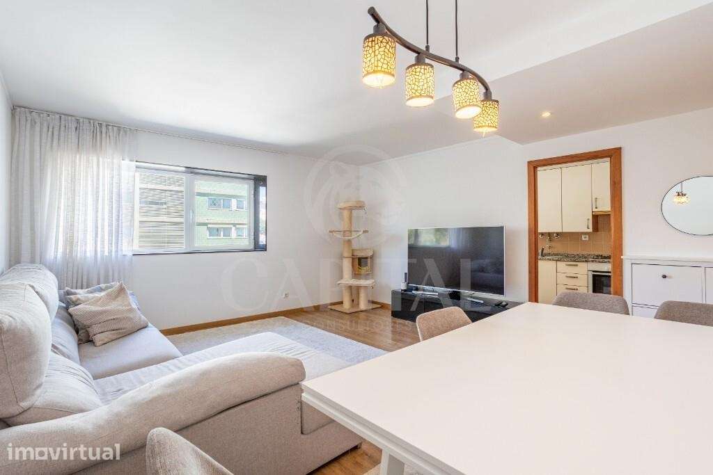 Apartamento T2 na Alta de Lisboa com Porteiro 24h e garagem - Grande imagem: 2/29