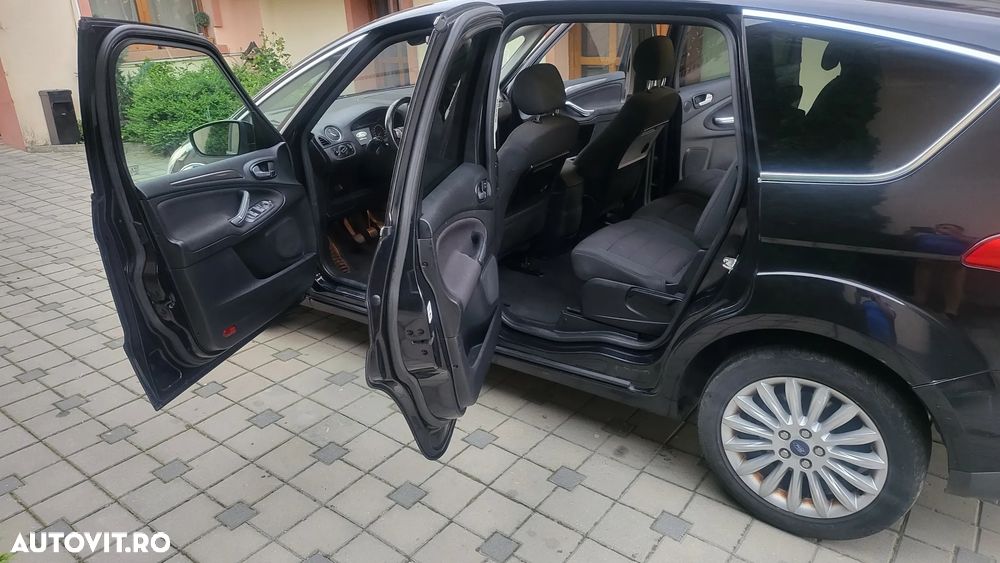 Ford S-Max - 20