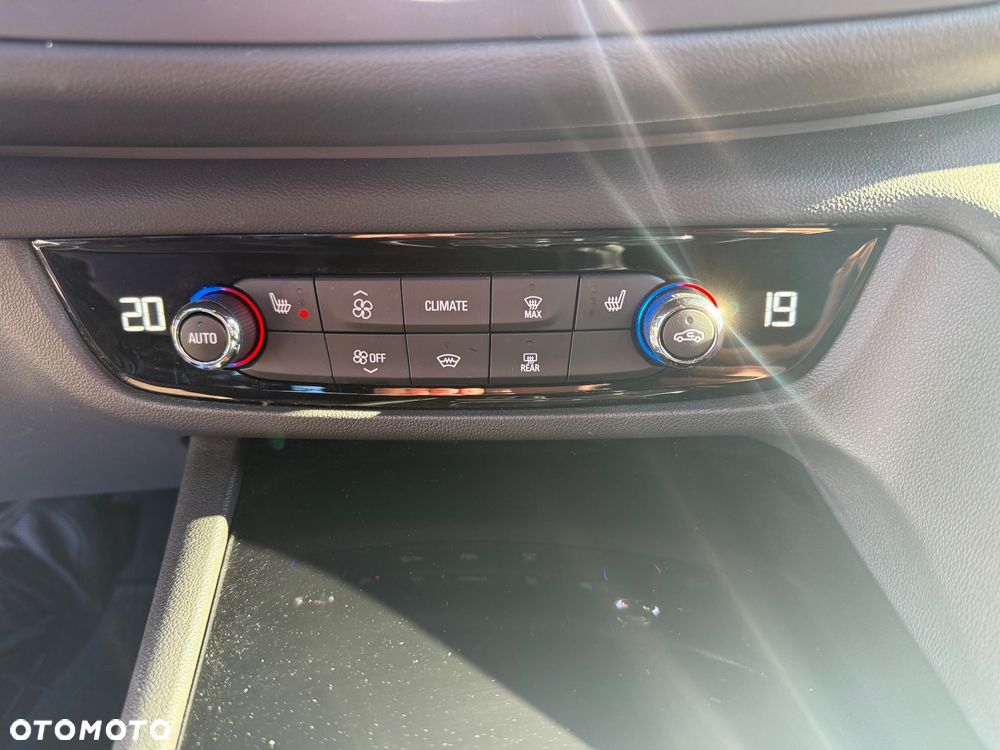 Opel Insignia 2.0 CDTI Business Elegance S&S - 34