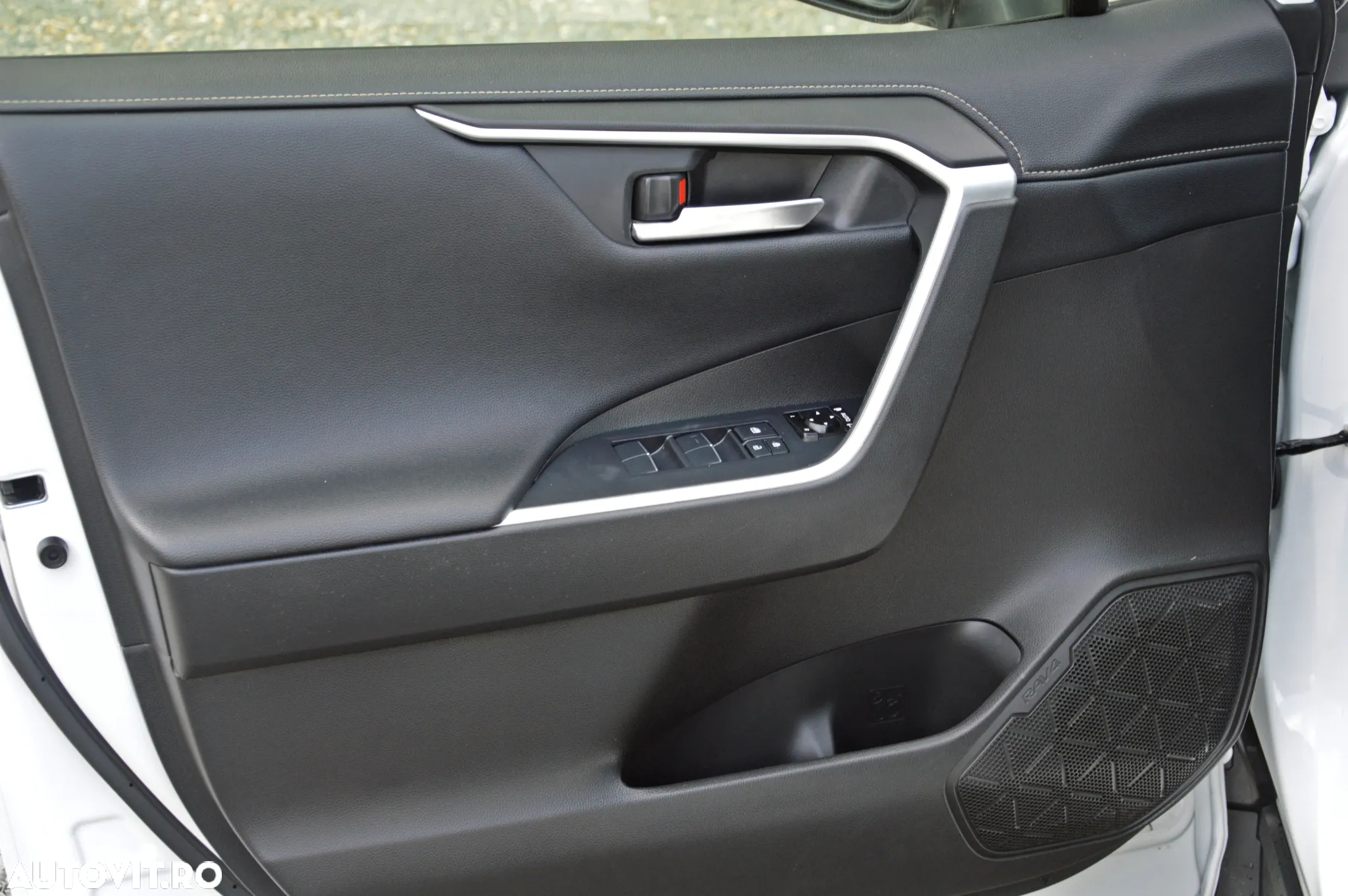 Toyota RAV4 2.5 Hybrid VVT-iE 4x4 Dynamic - 31