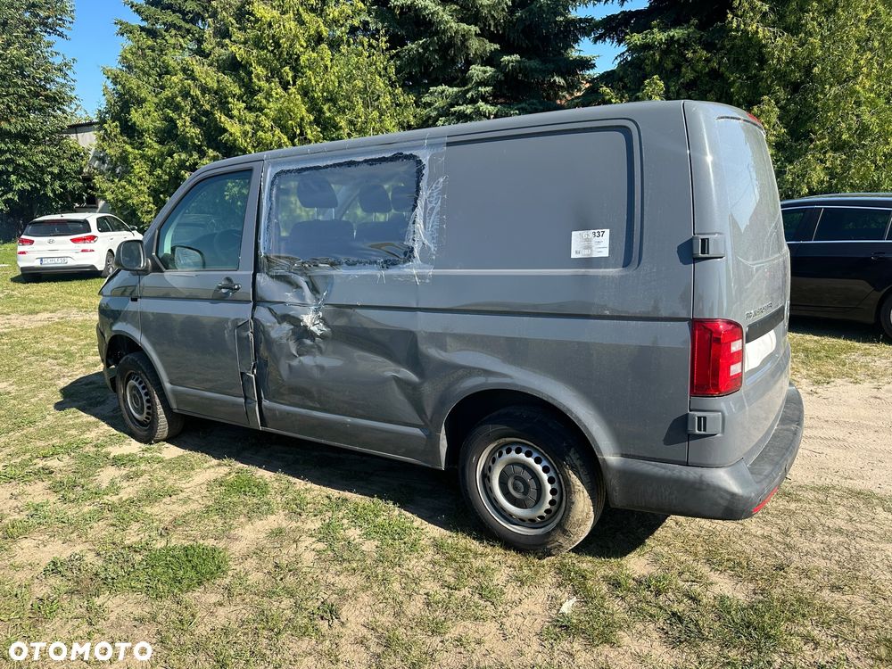 Volkswagen Transporter - 10