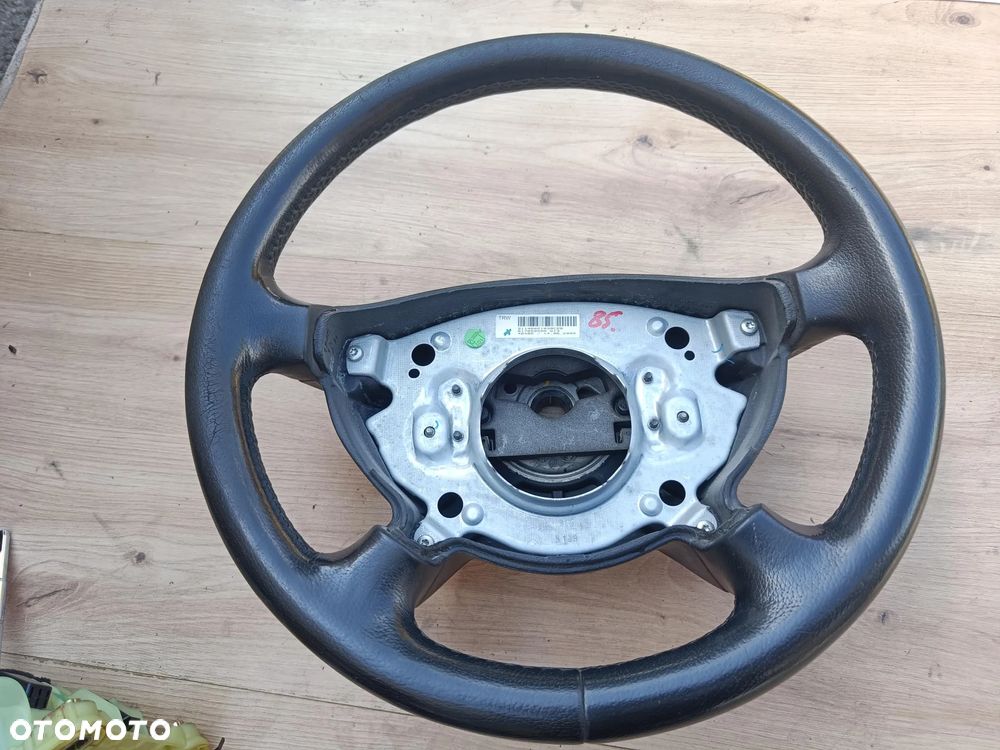 MERCEDES W211 KIEROWNICA CZARNA SKÓRZANA - 1