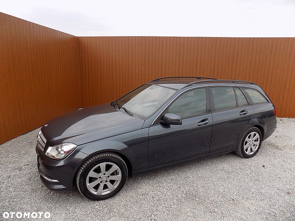 Mercedes-Benz Klasa C 200 CDI DPF (BlueEFFICIENCY) - 28