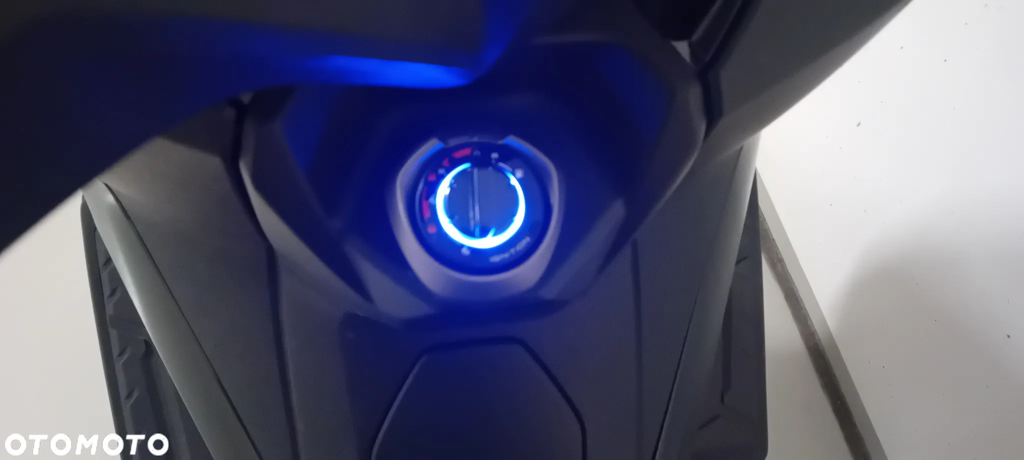Kymco Downtown - 4