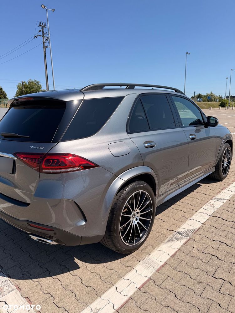 Mercedes-Benz GLE 350 e 4-Matic - 4