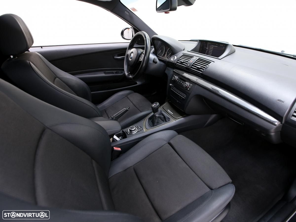 BMW 123 d Cabrio Limited Edition Lifestyle c/ M Sport Pack - 7