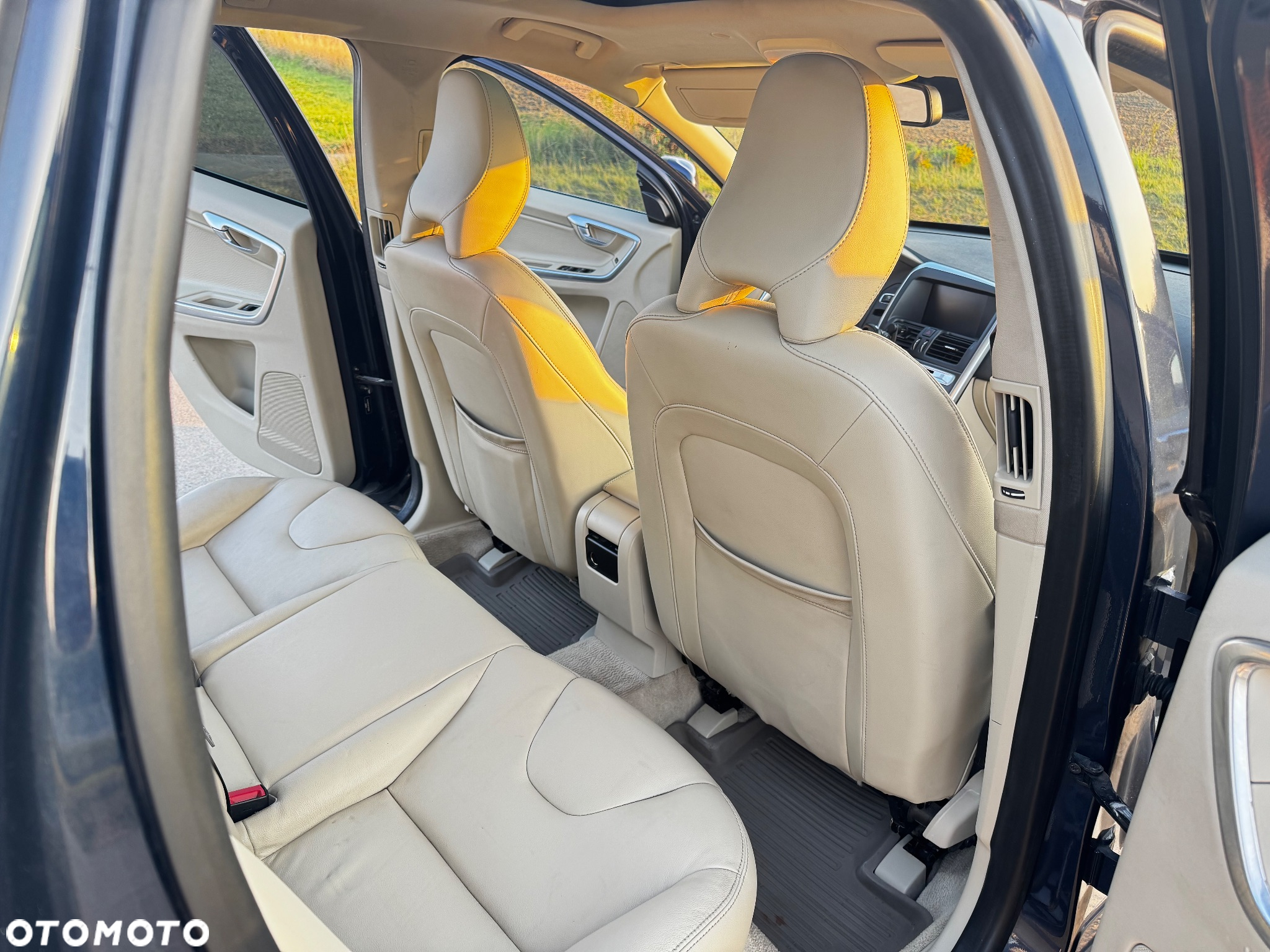 Volvo XC 60 T5 Drive-E Momentum - 7