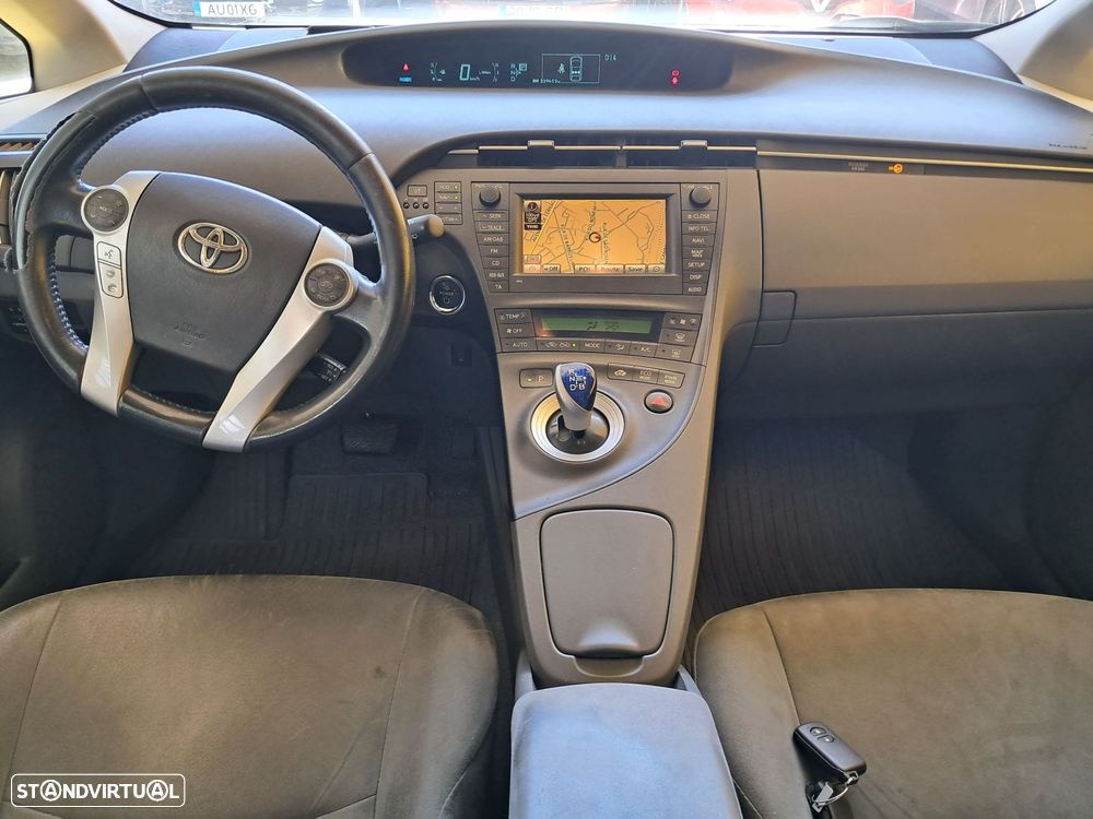 Toyota Prius 1.8 - 12