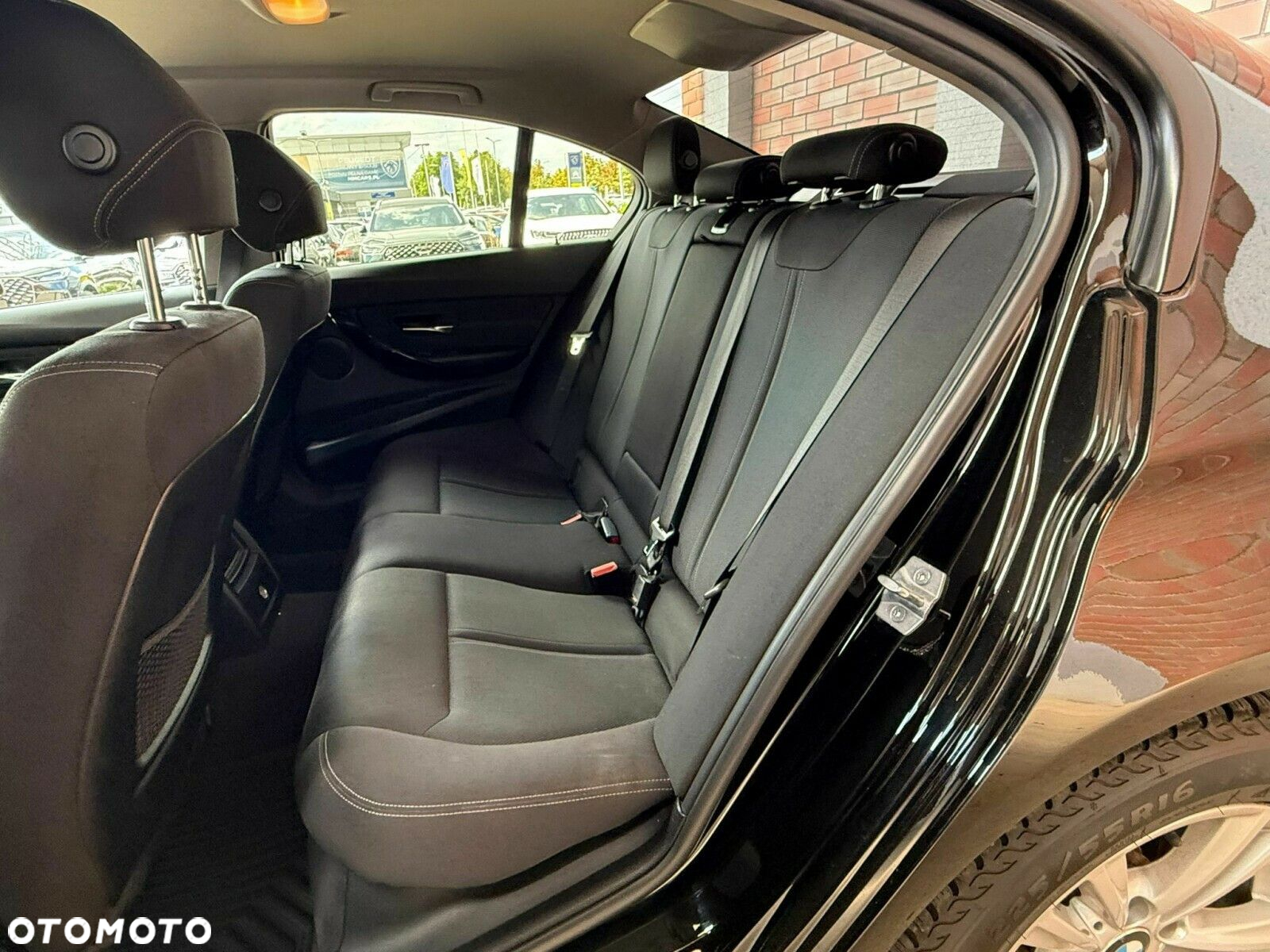 BMW Seria 3 - 12