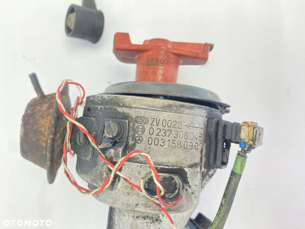 APARAT ZAPŁONOWY ROZDZIELACZ ZAPŁONU W123 W126 R107 280 M110 0031580901 - 10