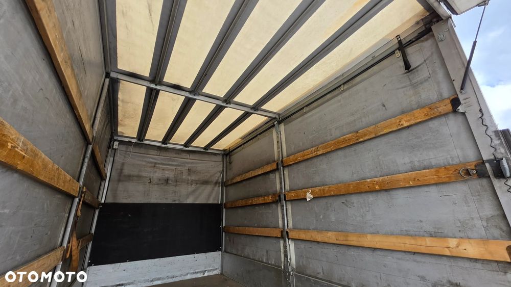 Volkswagen Crafter - 10