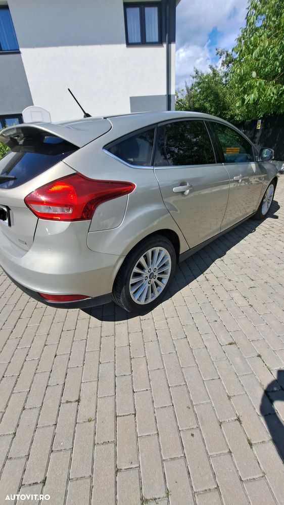 Ford Focus 1.0 EcoBoost Titanium - 6