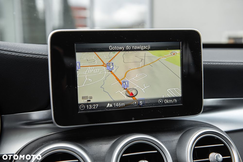 Mercedes-Benz Klasa C 400 4Matic 7G-TRONIC AMG Line - 25