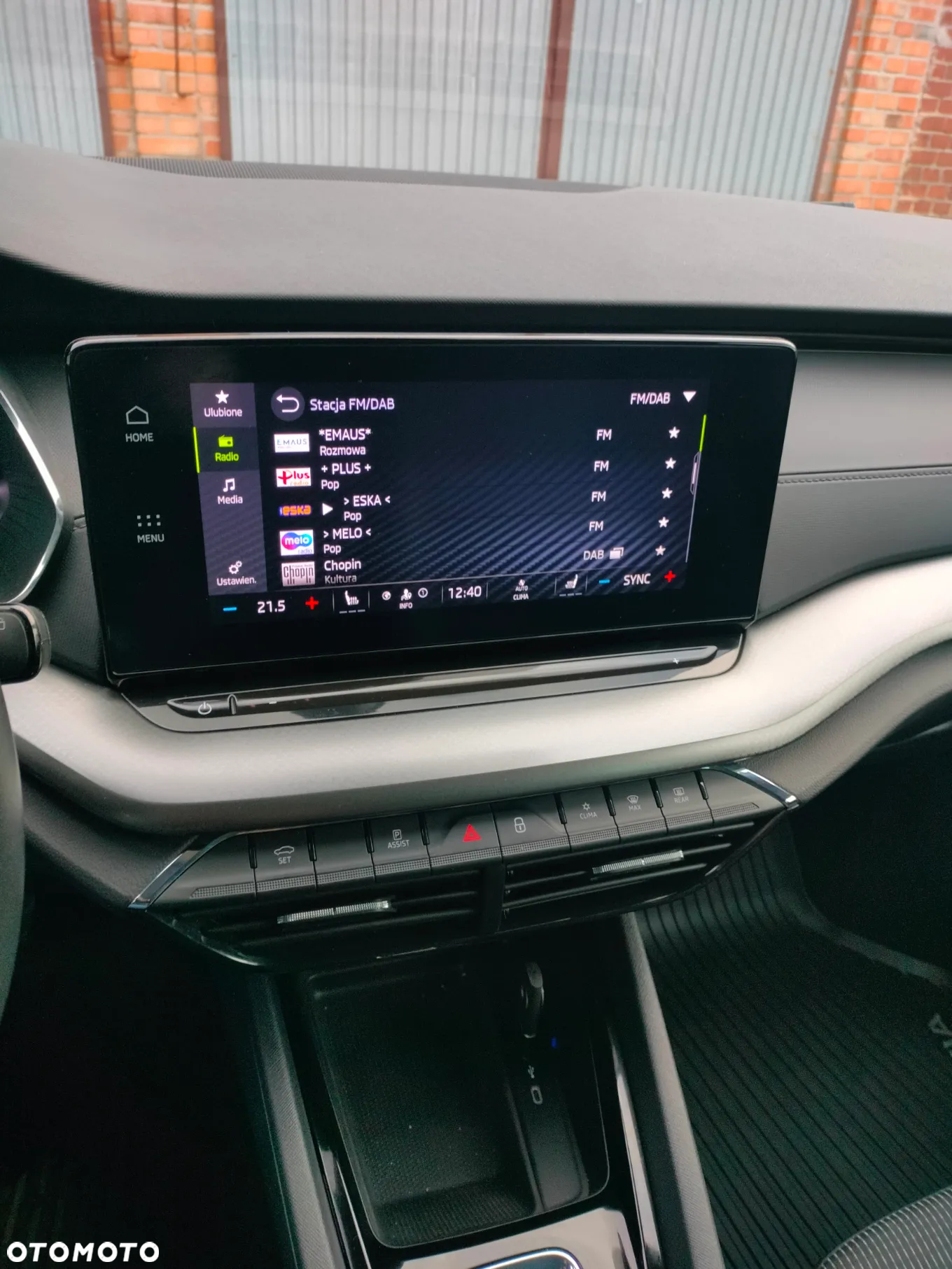 Skoda Octavia Combi 2.0 TDI DSG Style - 25