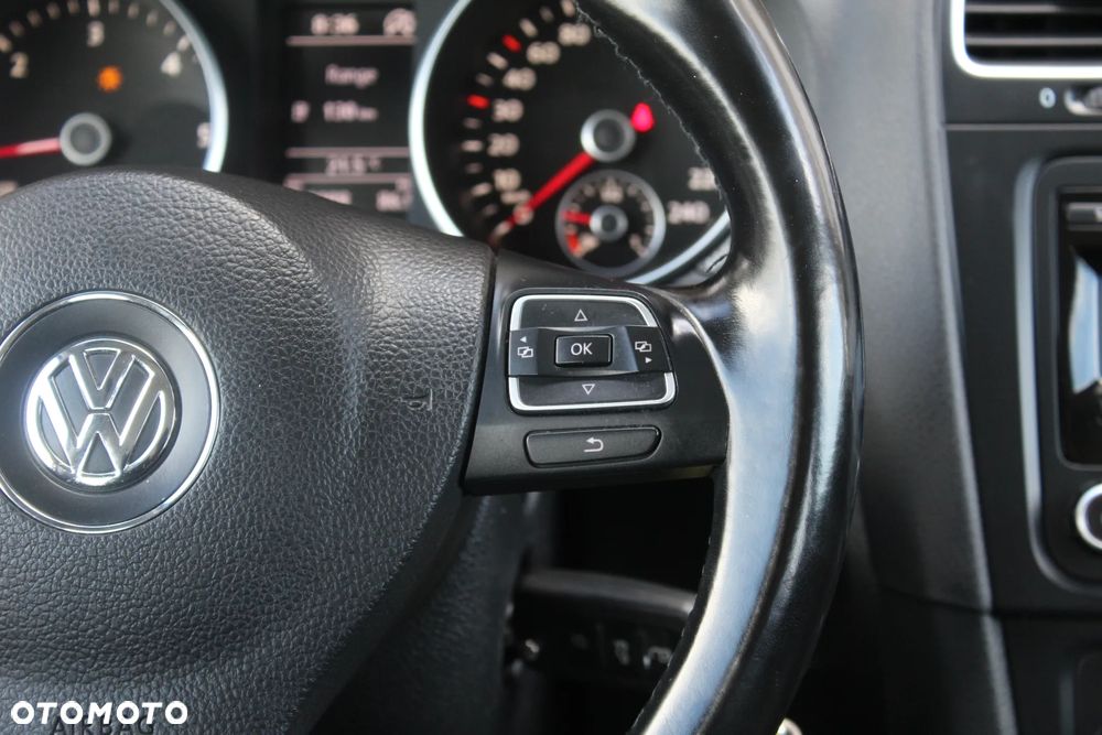 Volkswagen Golf - 18