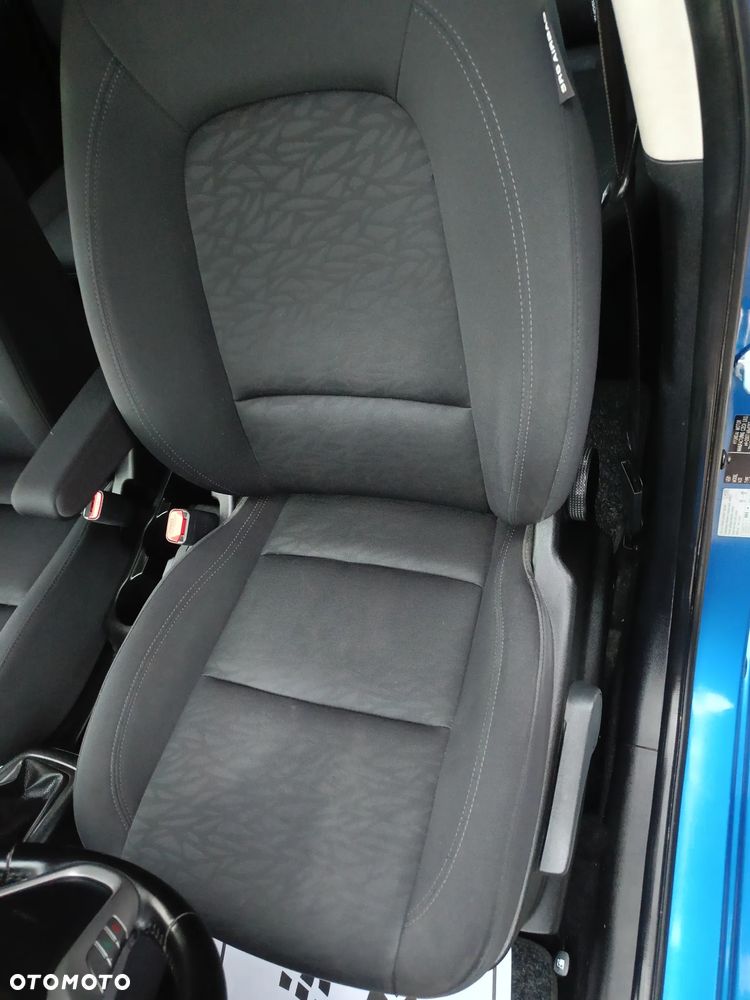 Hyundai ix20 1.4 blue - 25