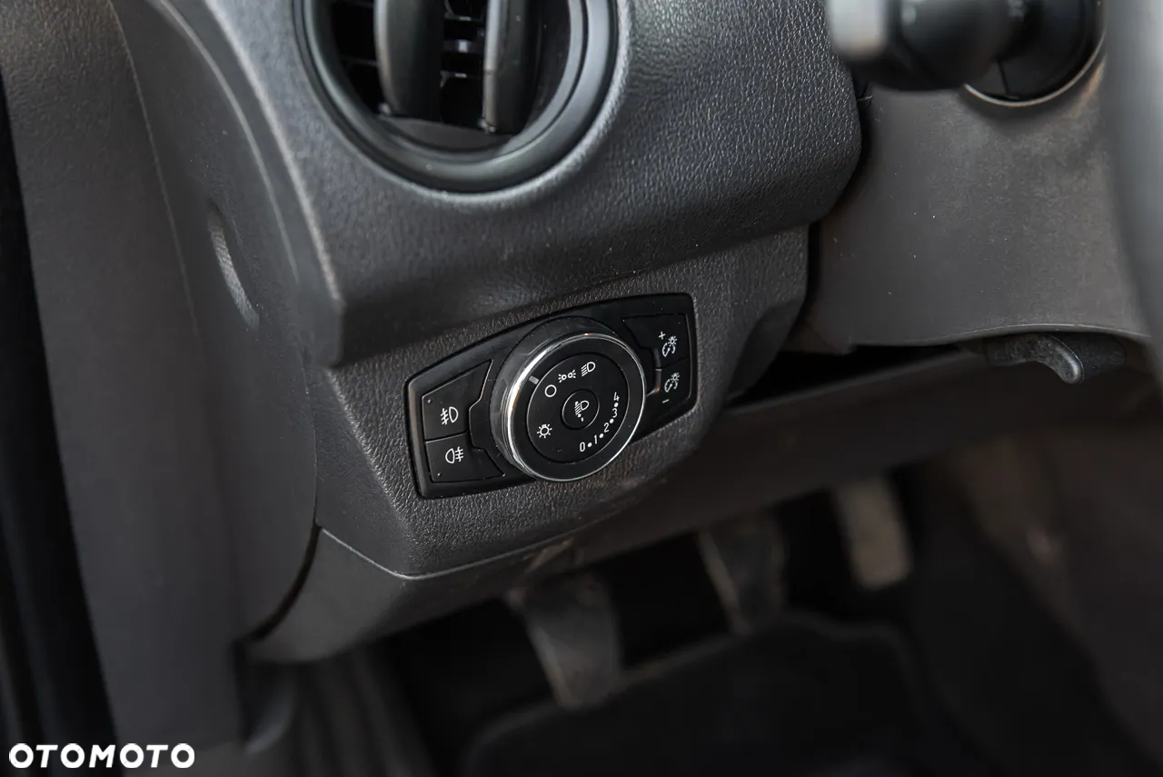 Ford Transit Courier 1.0 EcoBoost Trend - 17