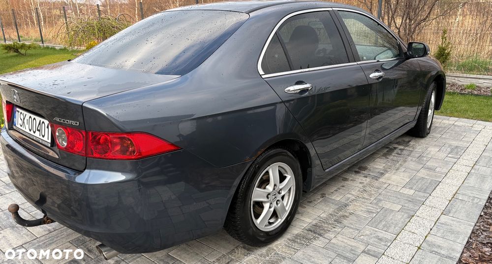 Honda Accord 2.0 Comfort - 2