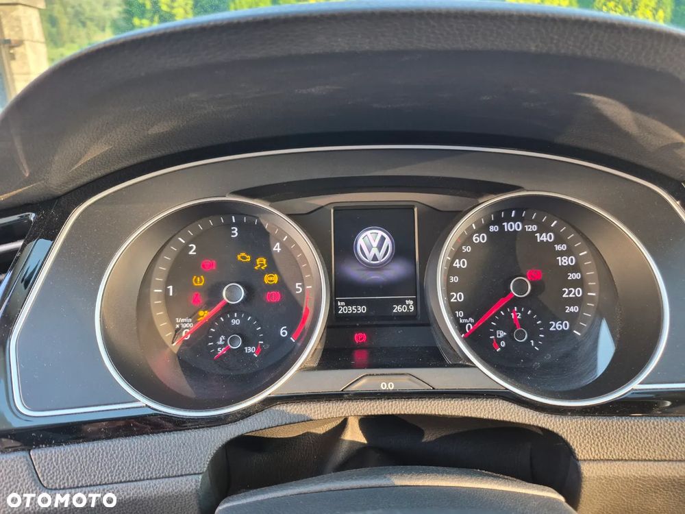 Volkswagen Passat 2.0 TDI SCR 4Mot DSG Highline - 20