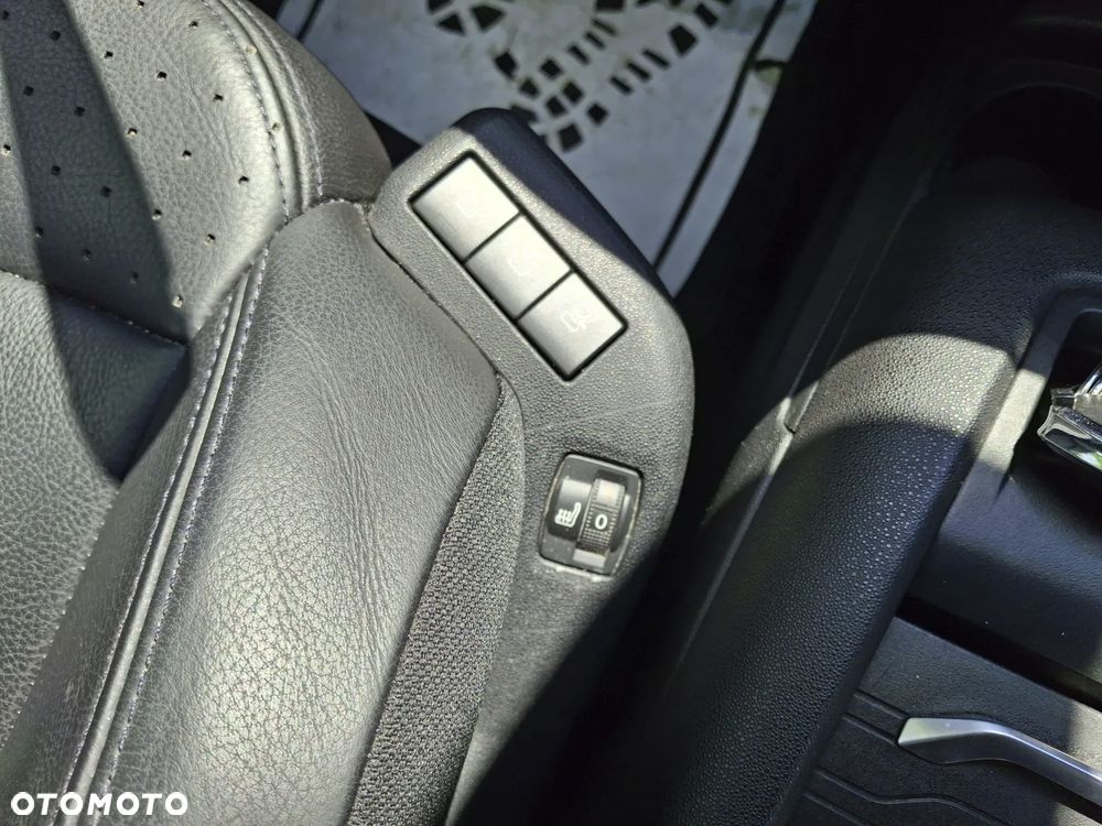 Citroën C4 Picasso 1.6 e-HDi Exclusive ETG6 - 24