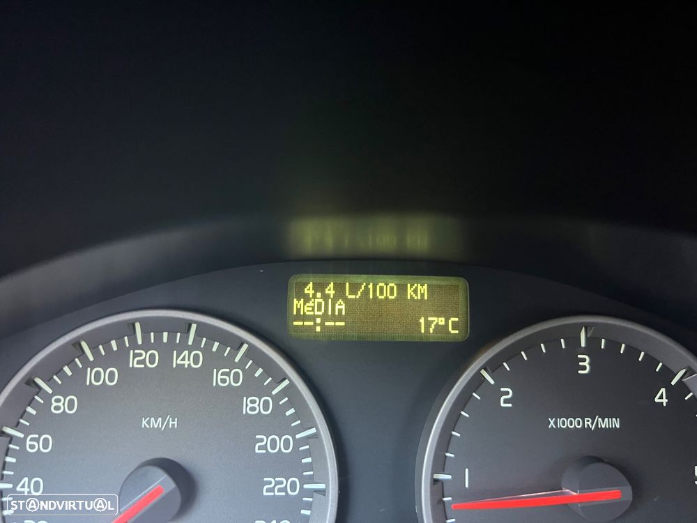 Volvo C30 1.6 D Drive Momentum - 42