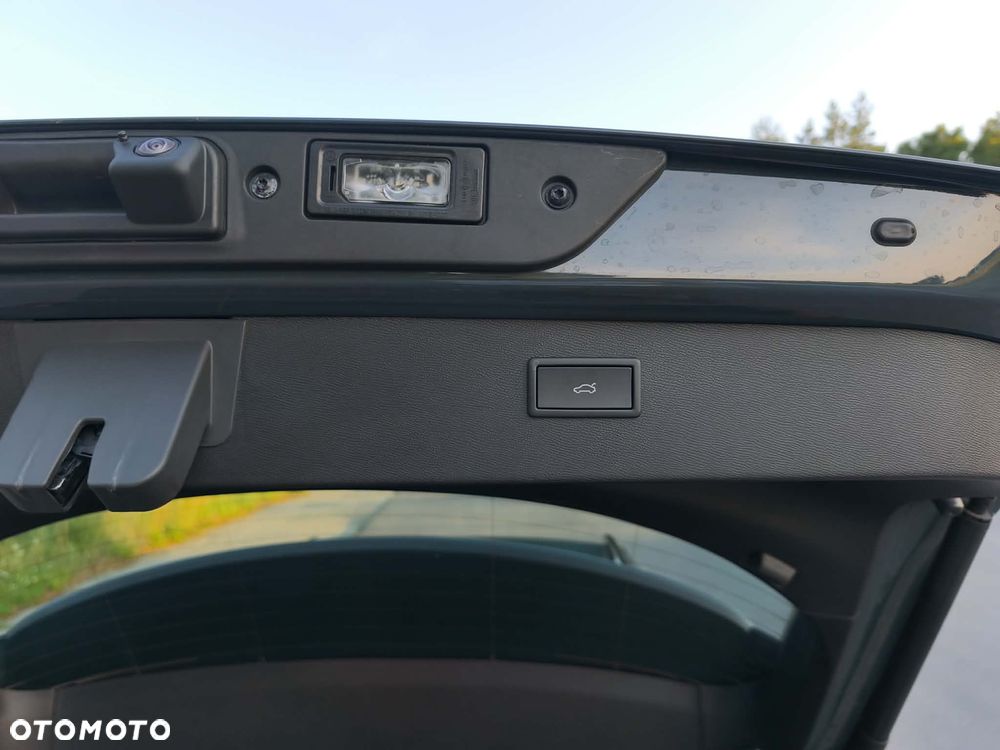 Cupra Formentor 1.5 e-Hybrid DSG - 11