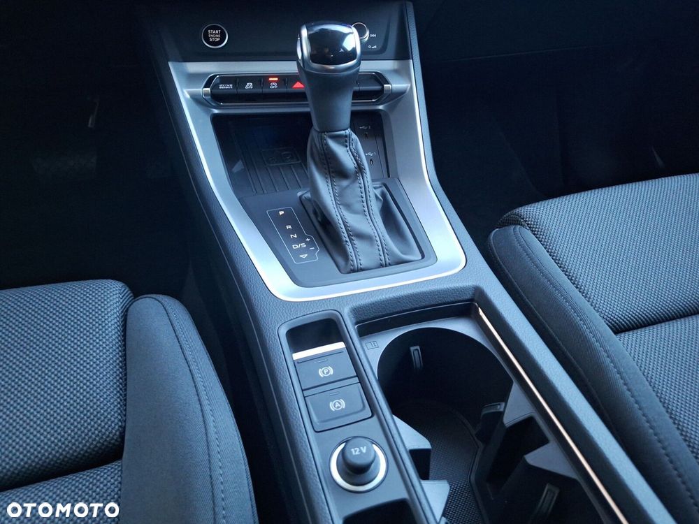 Audi Q3 Sportback - 16