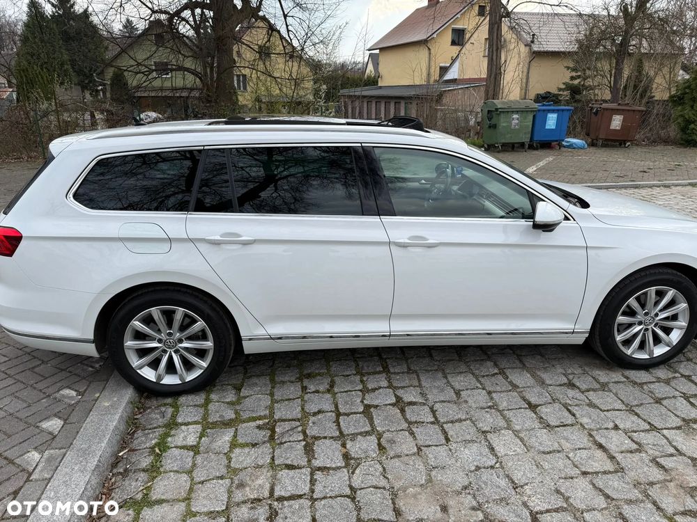 Volkswagen Passat - 11