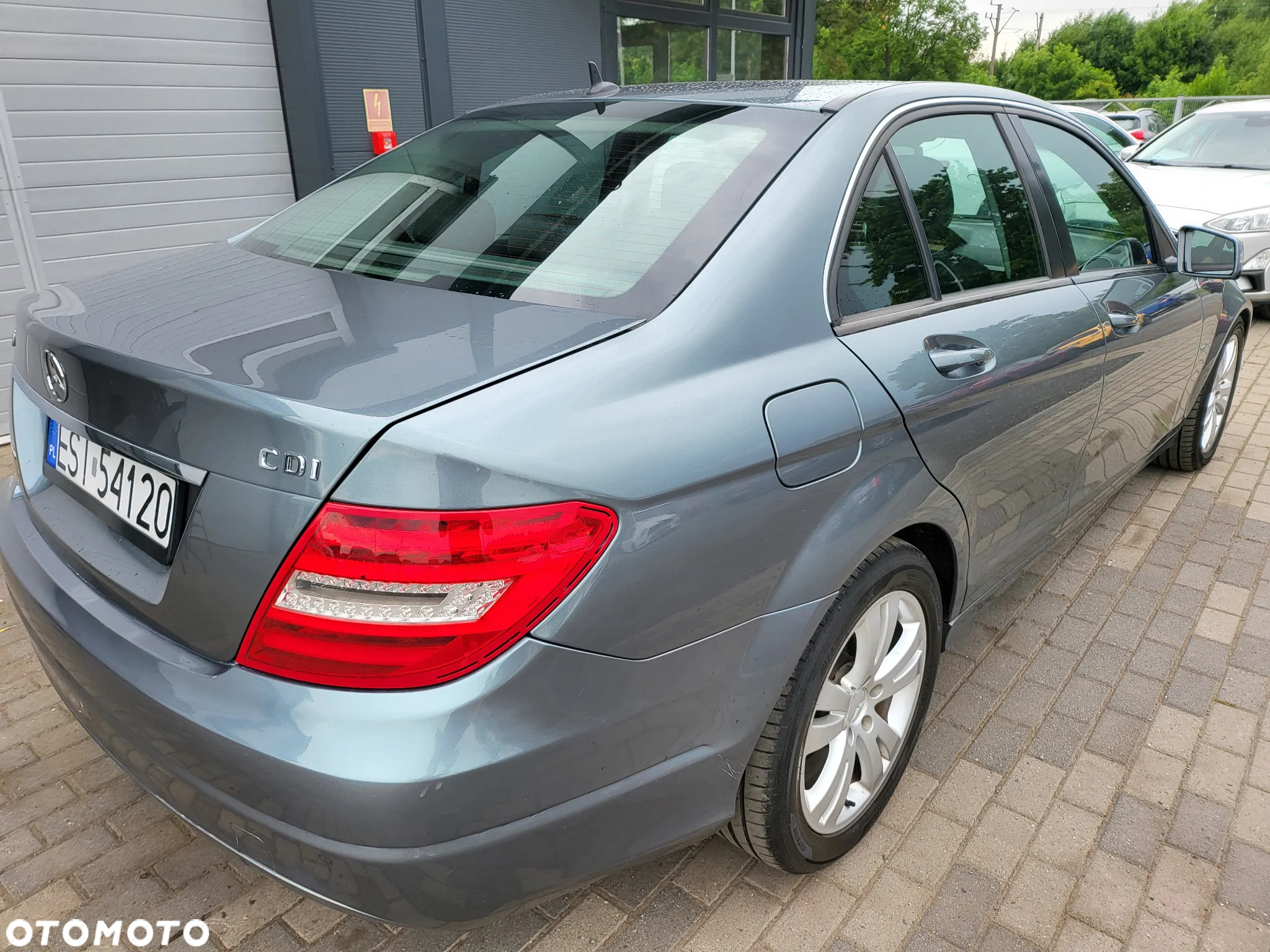 Mercedes-Benz Klasa C 220 CDI BlueEff Edition Elegance - 11