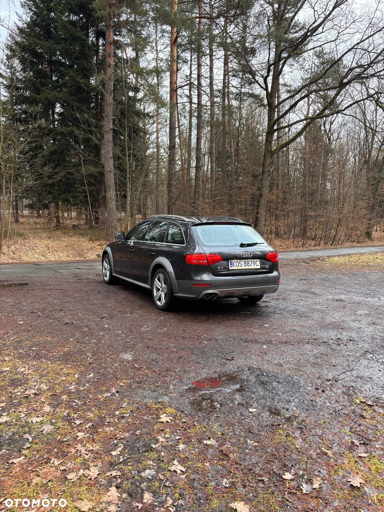 Audi A4 Allroad 2.0 TDI Quattro - 8