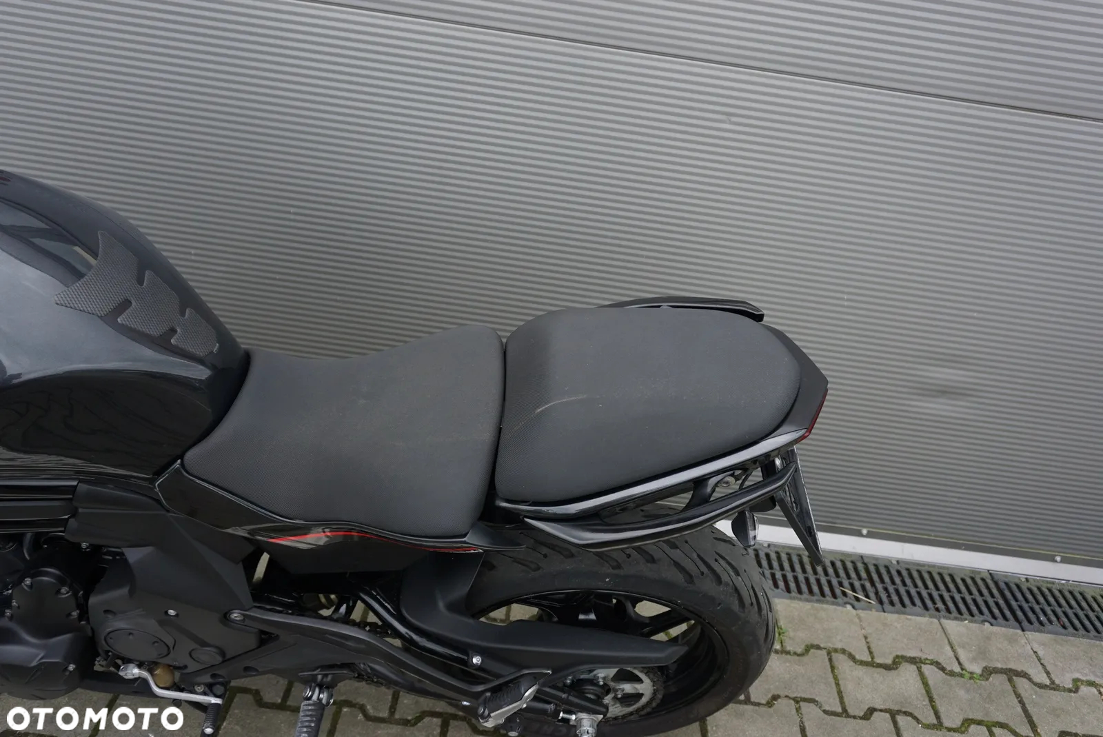 Kawasaki ER - 14