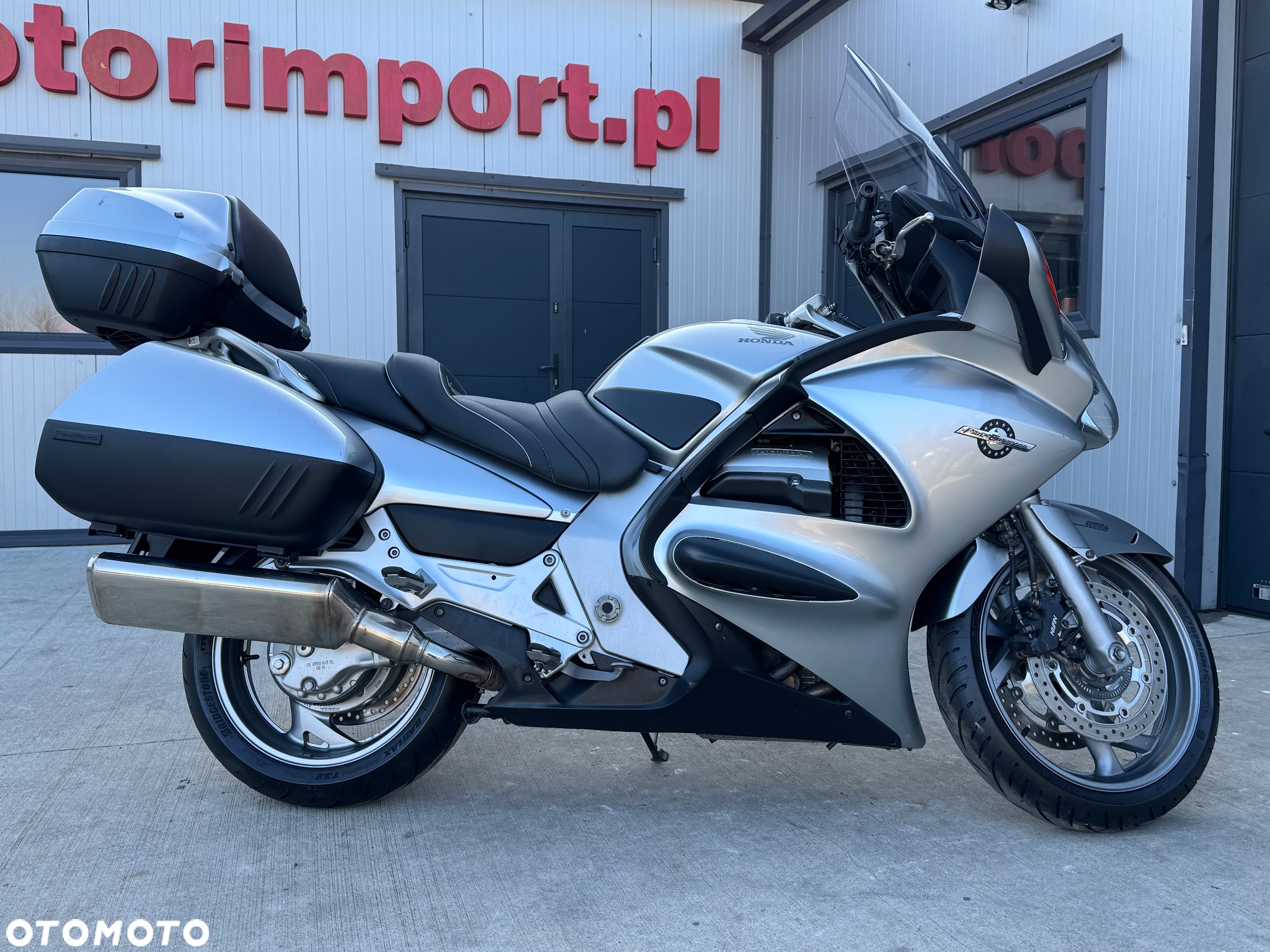 Honda ST - 5