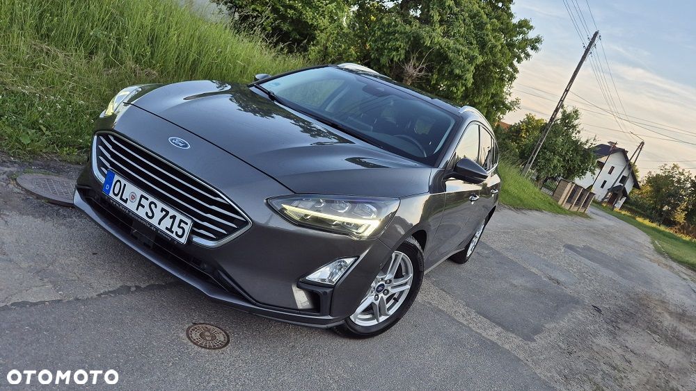 Ford Focus 1.5 EcoBlue STart-Stopp-System TITANIUM - 2