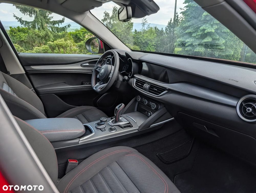 Alfa Romeo Stelvio 2.0 Turbo Q4 - 6