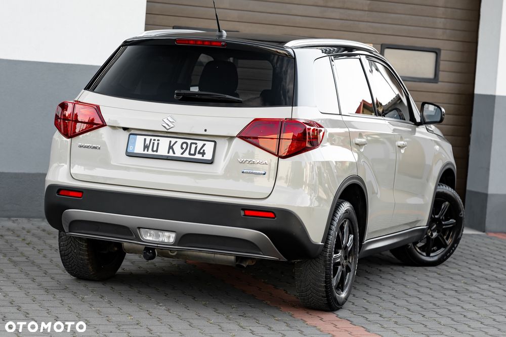 Suzuki Vitara 1.5 Dualjet Hybrid AGS Comfort+ "SHINKAI" - 9
