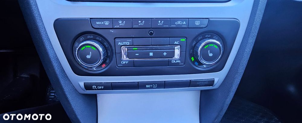 Skoda Octavia 2.0 TDI DPF 4x4 Ambiente - 10