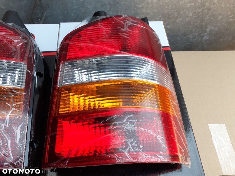 LAMPA TYLNA LEWA LUB PRAWA VW TRANSPORTER T5 NOWA - 4
