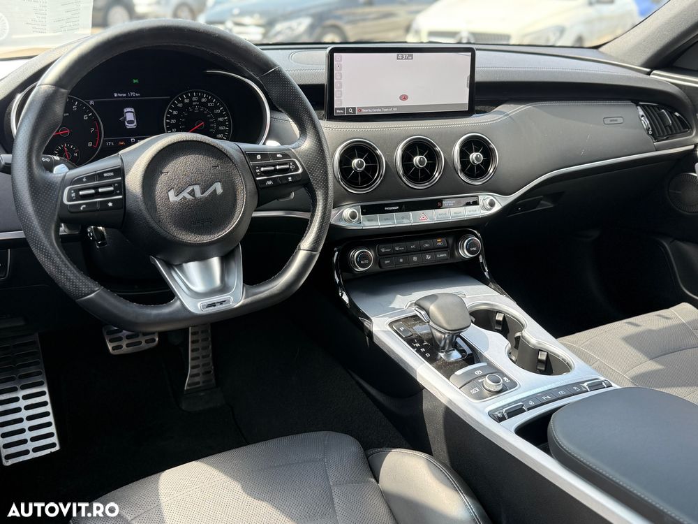 Kia Stinger 3.3 T-GDI 8AT AWD GT - 5