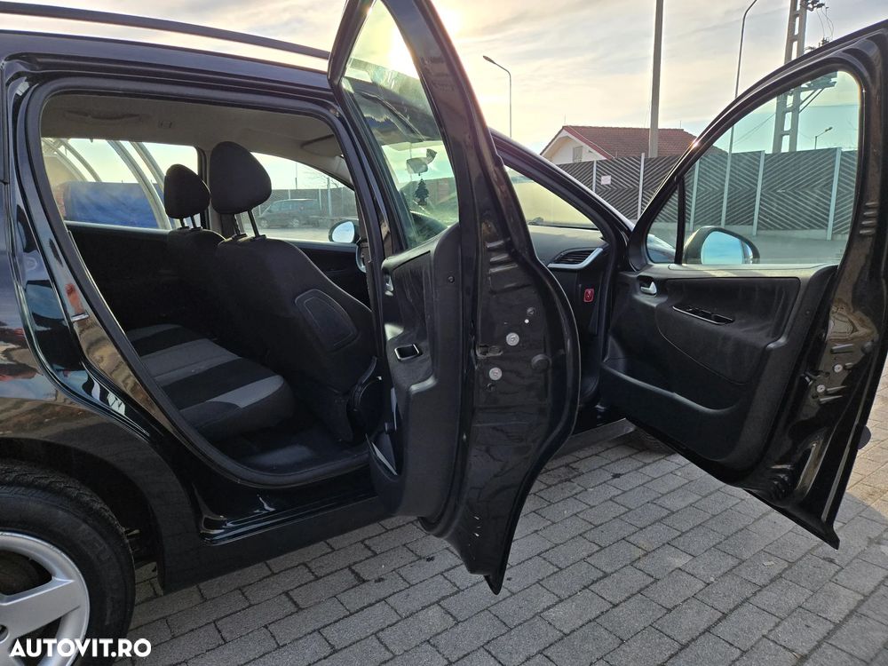 Peugeot 207 95 VTi Urban Style - 14