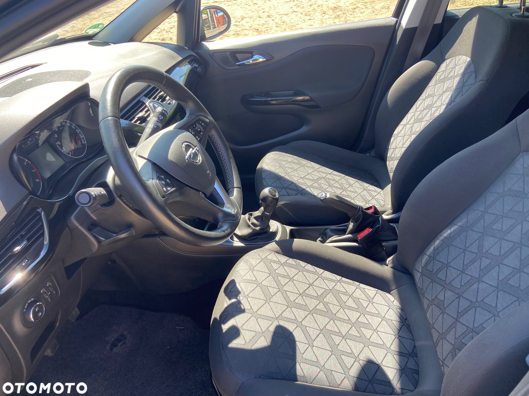 Opel Corsa 1.4 120 Jahre - 10