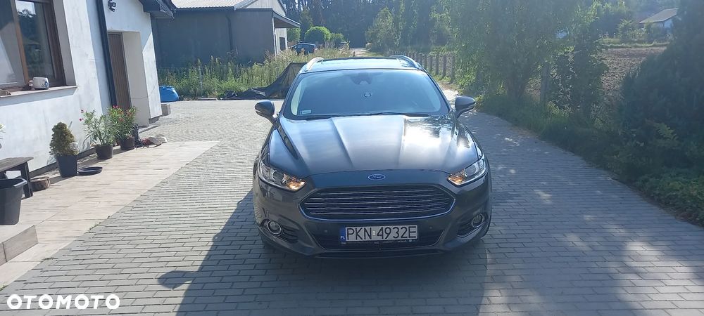 Ford Mondeo ver-2-0-tdci-start--stopp-powershift--aut-titanium - 1