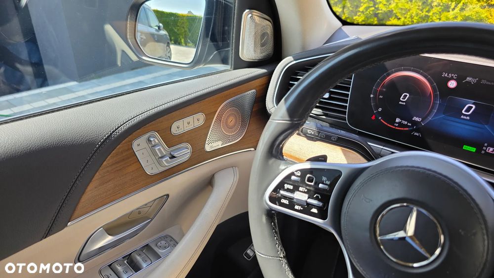 Mercedes-Benz GLE - 11