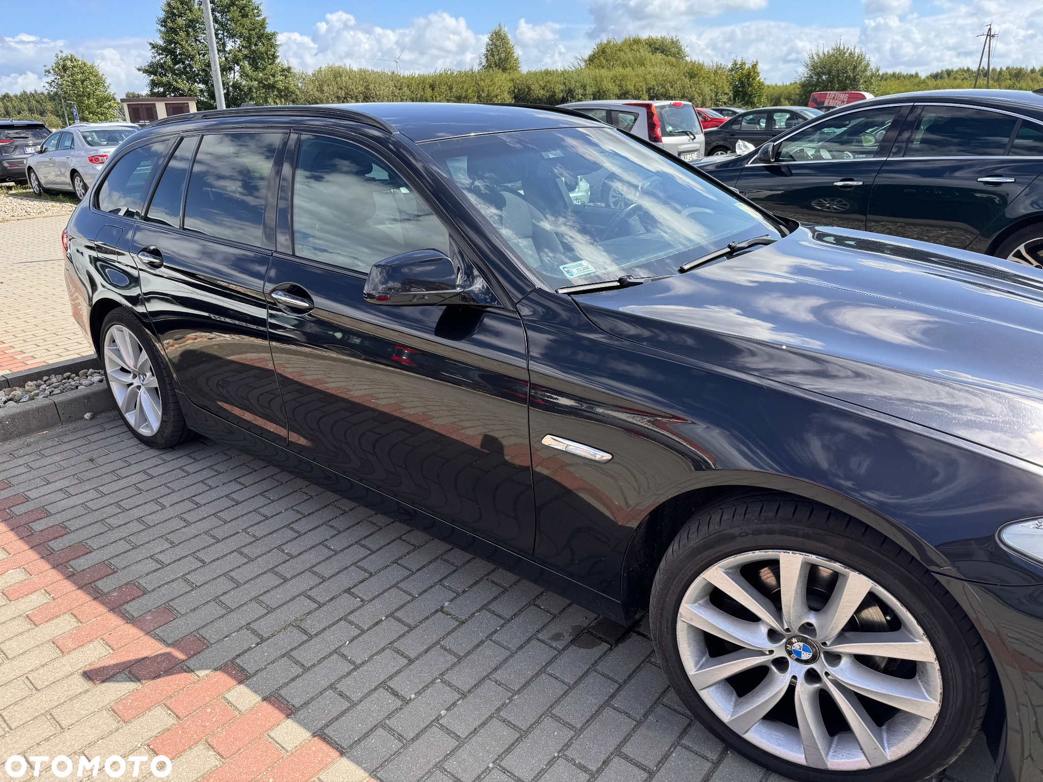 BMW Seria 5 520d Touring - 6
