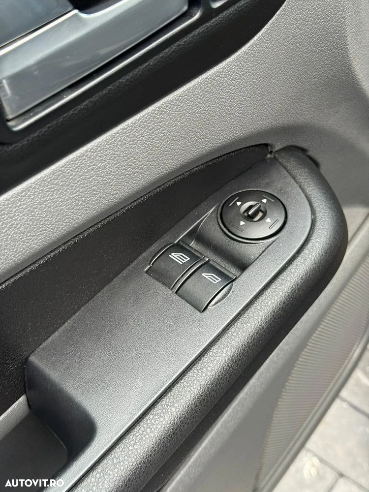 Ford Focus 1.6 16V Black Magic - 11