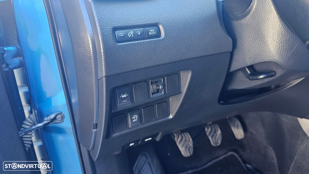 Nissan Qashqai 1.5 dCi N-Connecta 18 RS+PS - 16