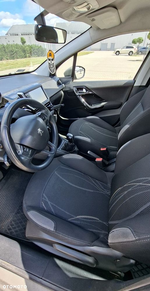 Peugeot 208 1.4 HDi Access - 11