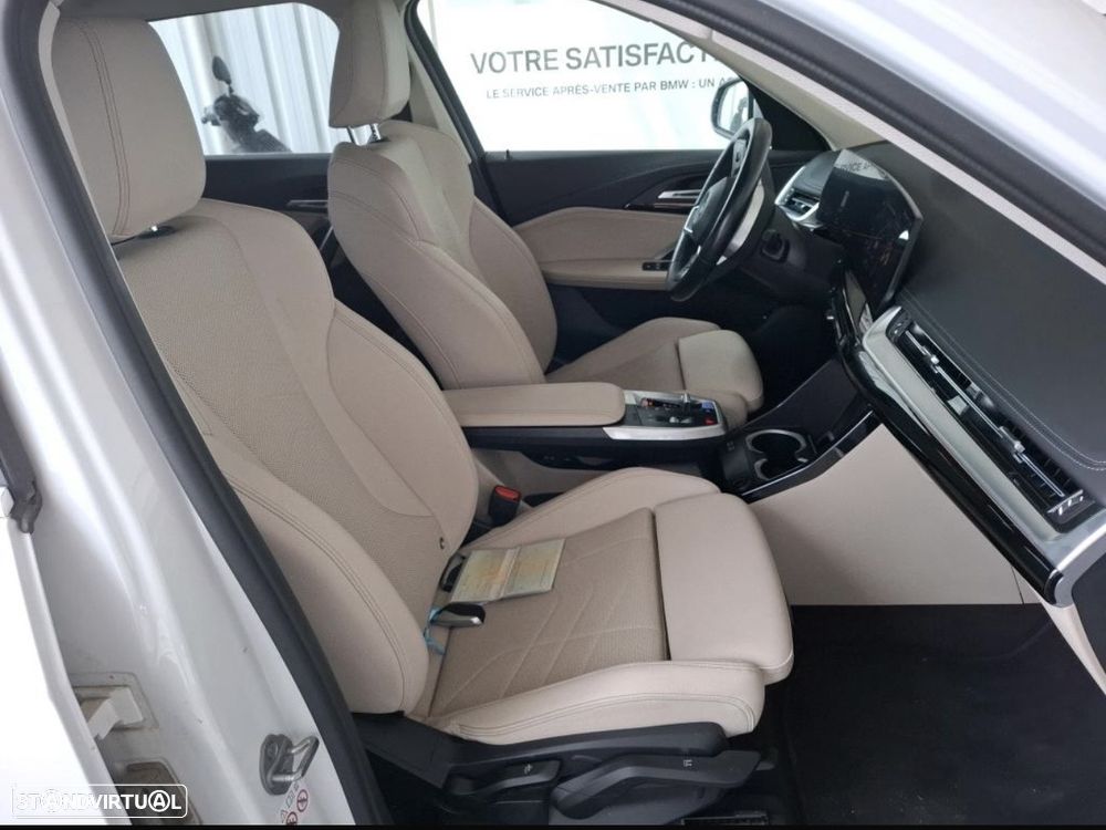 BMW iX1 xDrive30 xLine - 5