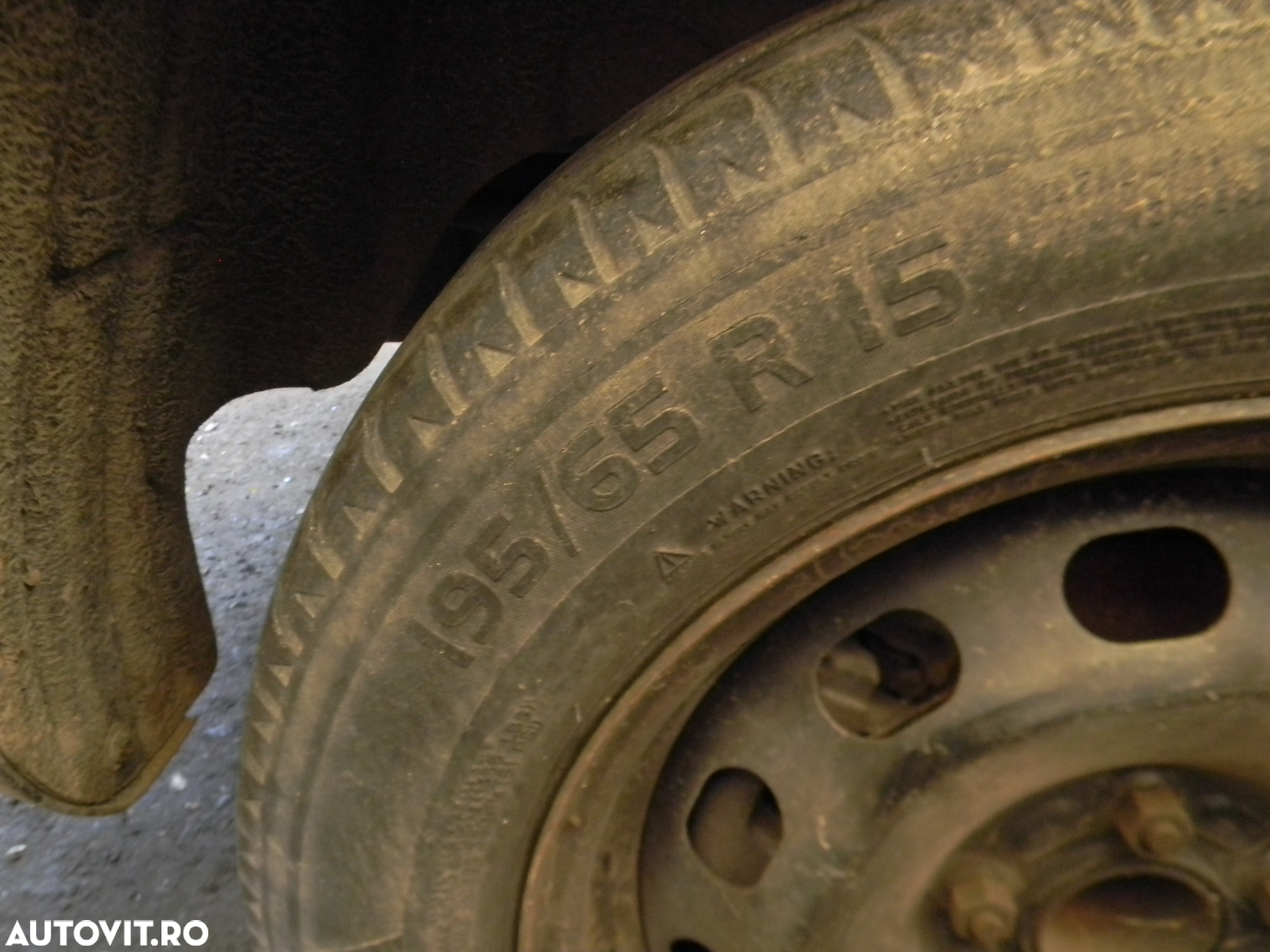 Dezmembrari  Ford FOCUS Mk 2  2004  > 2012 1.6 TDCi Motorina - 38