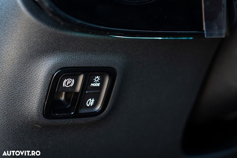 Mercedes-Benz CLA - 29