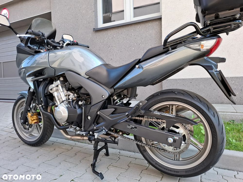 Honda CBF - 9